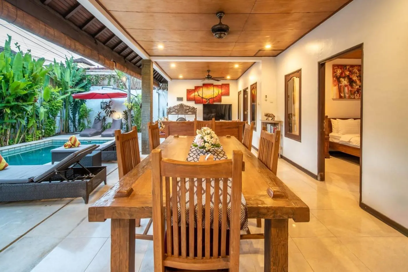 Villa Capri Sonne 4A Seminyak  Indonesia